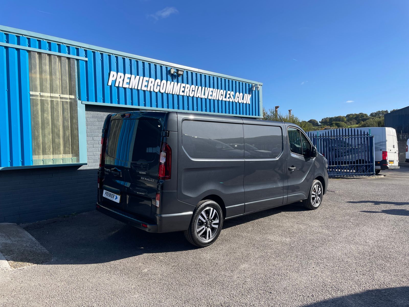 Renault Trafic TRAFIC LWB 150PS SPORT+ 5dr Manual 2026
