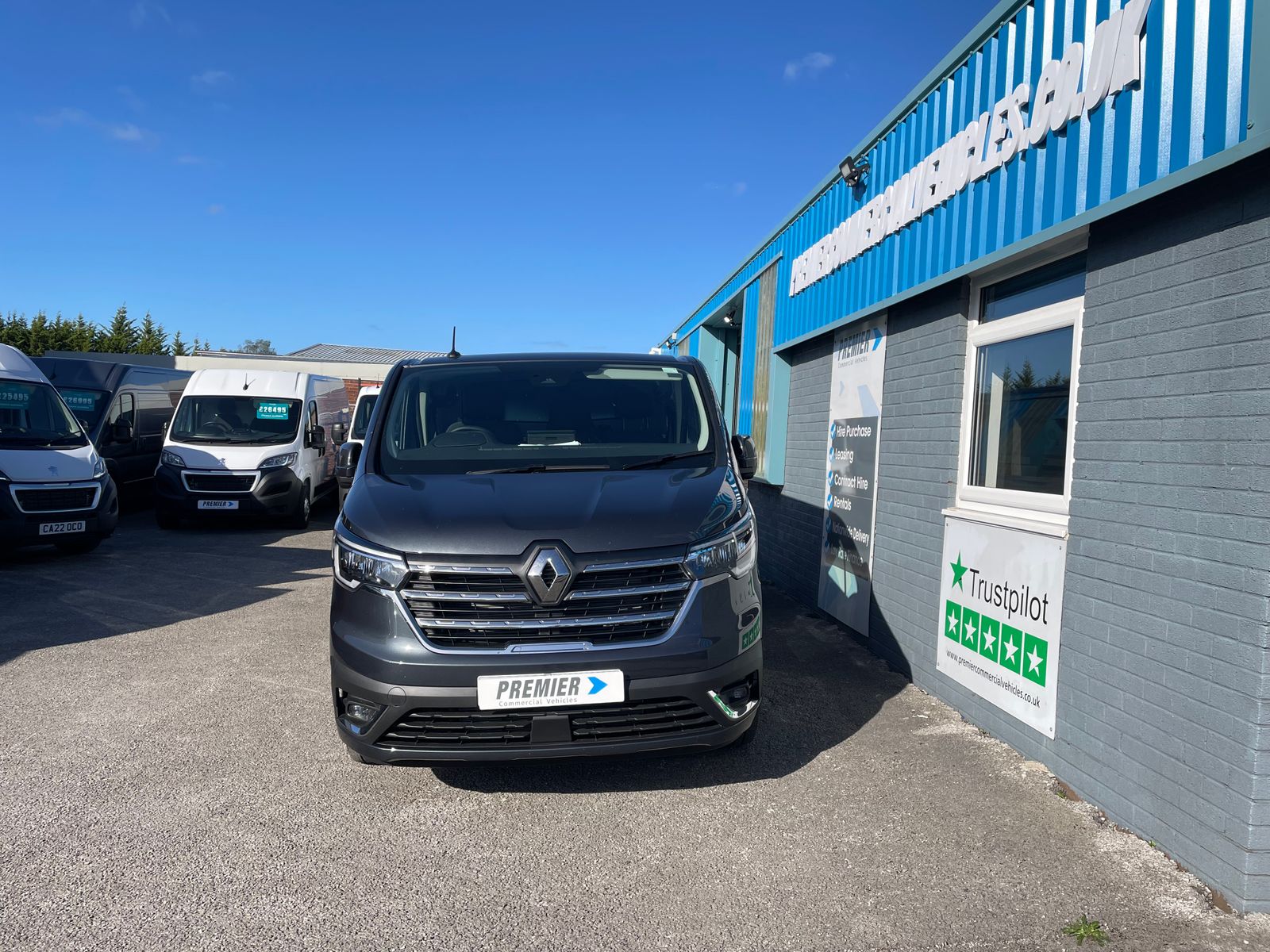 Renault Trafic TRAFIC LWB 150PS SPORT+ 5dr Manual 2026