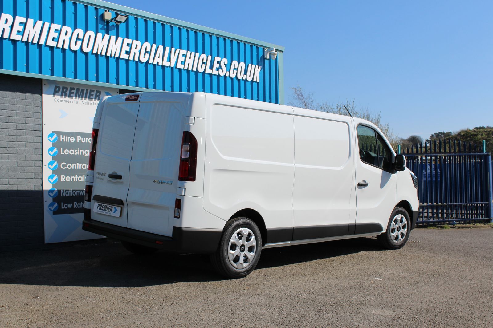 Renault Trafic 2.0L LL30 Advance Blue dCi Diesel Manual Euro 6 (130 bhp) 0dr Manual 2026