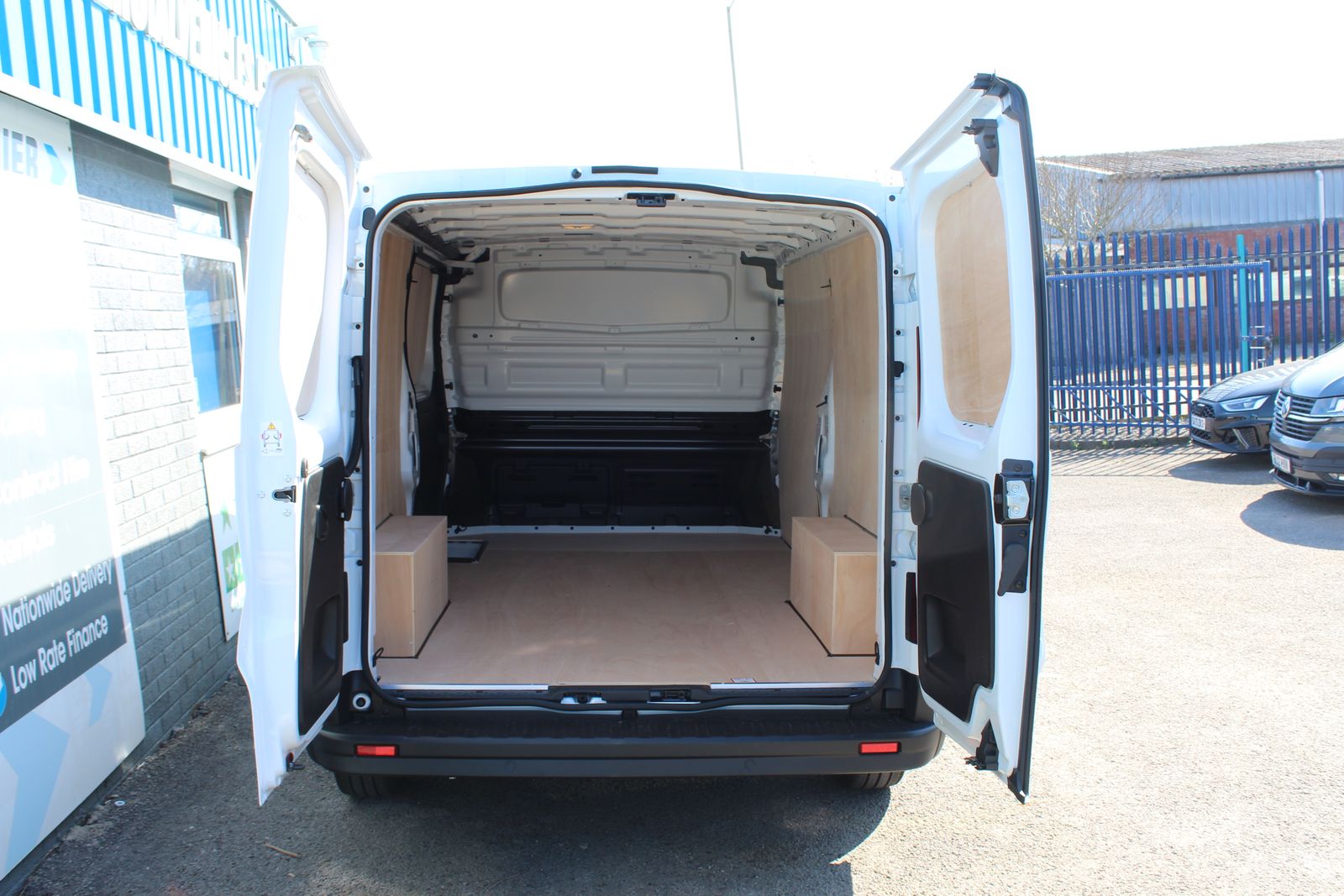 Renault Trafic 2.0L LL30 Advance Blue dCi Diesel Manual Euro 6 (130 bhp) 0dr Manual 2026