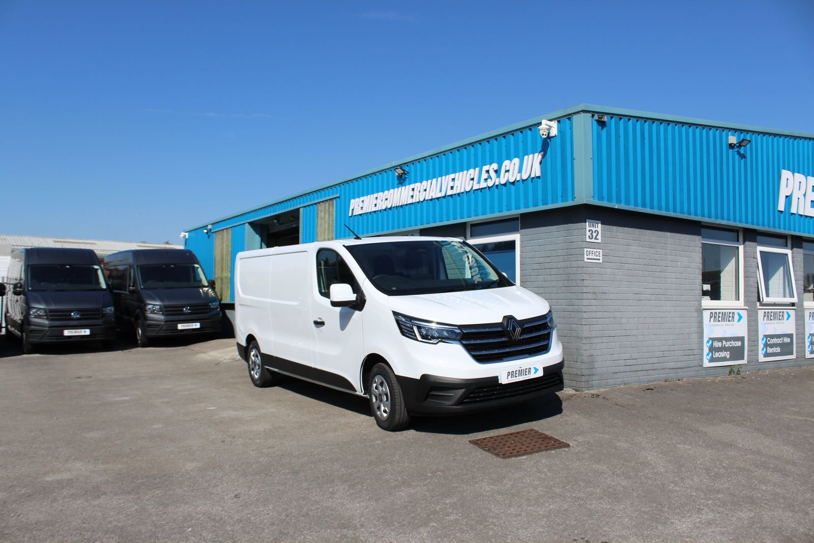 Renault Trafic 2.0L LL30 Advance Blue dCi Diesel Manual Euro 6 (130 bhp) 0dr Manual 2026