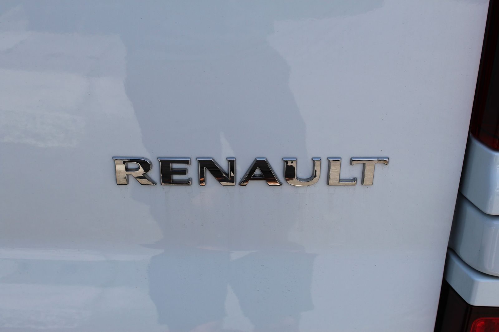 Renault Trafic TRAFIC LWB 130PS SPORT 5dr Manual 2026