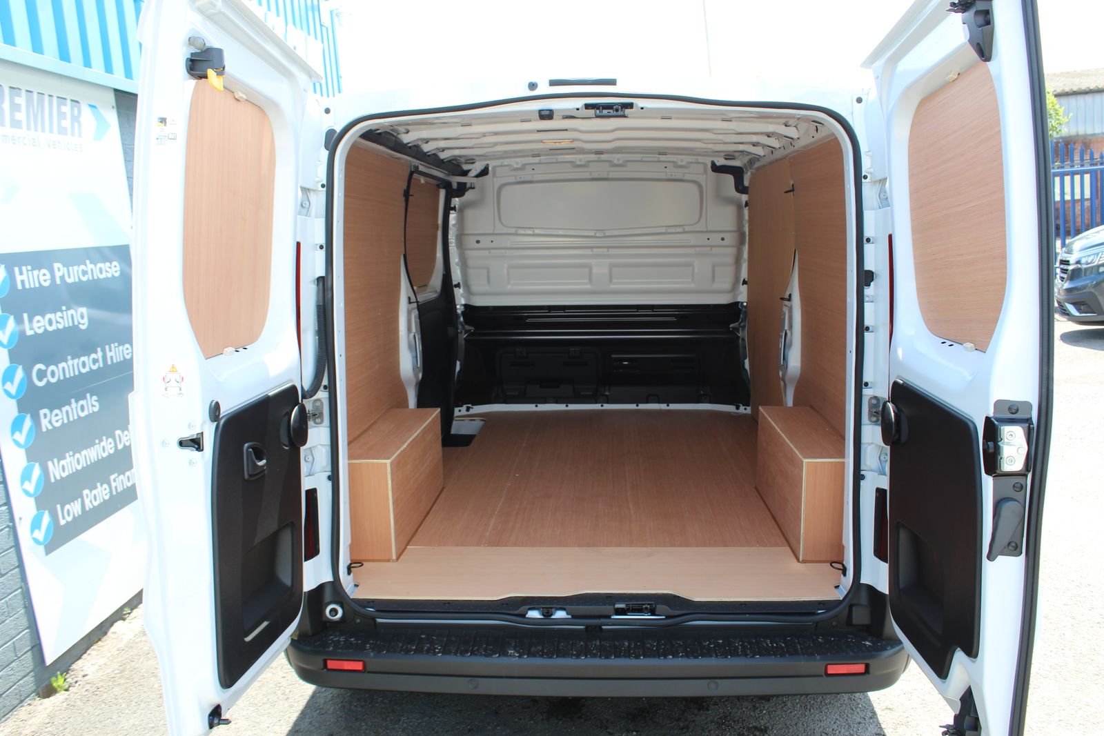 Renault Trafic TRAFIC LWB 130PS SPORT 5dr Manual 2026