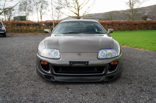 Toyota Supra 1