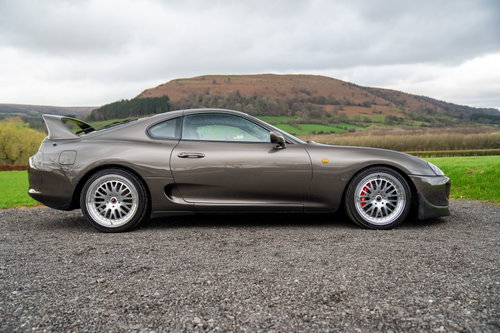 Toyota Supra 2
