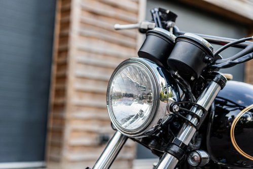 Triumph Bonneville 22