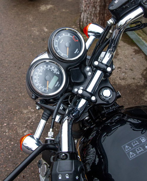 Triumph Bonneville T100 3