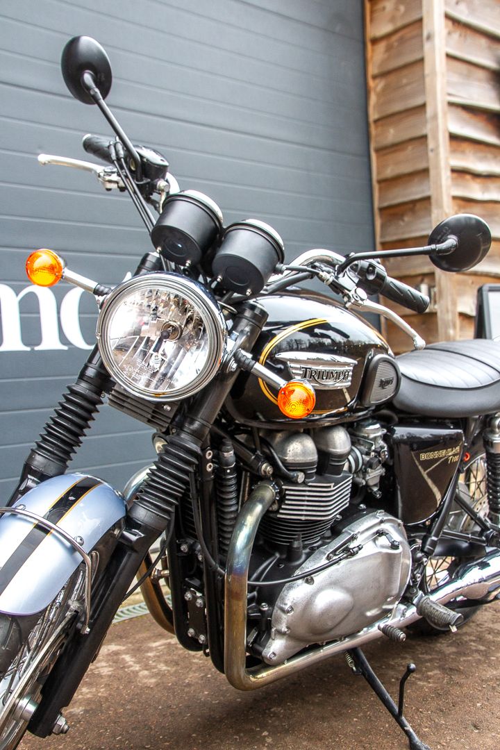 Triumph Bonneville T100