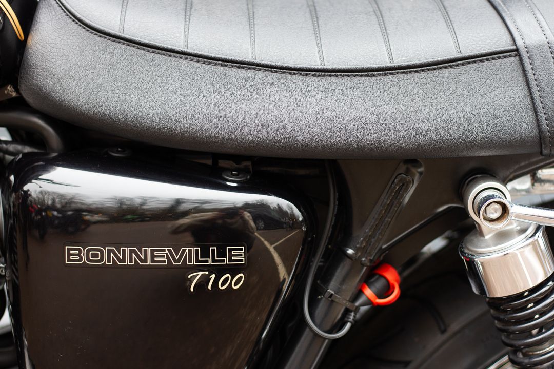 Triumph Bonneville T100