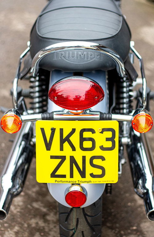 Triumph Bonneville T100 6