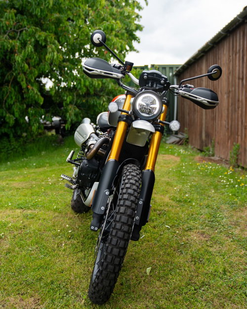 Triumph Scrambler 1200 xe 5