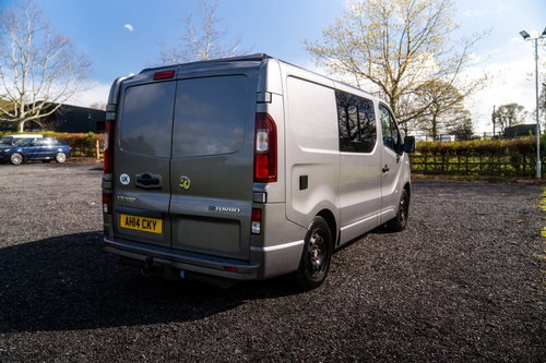 Vauxhall Vivaro 5