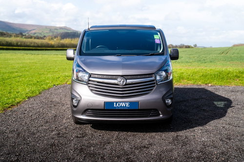 Vauxhall Vivaro 1