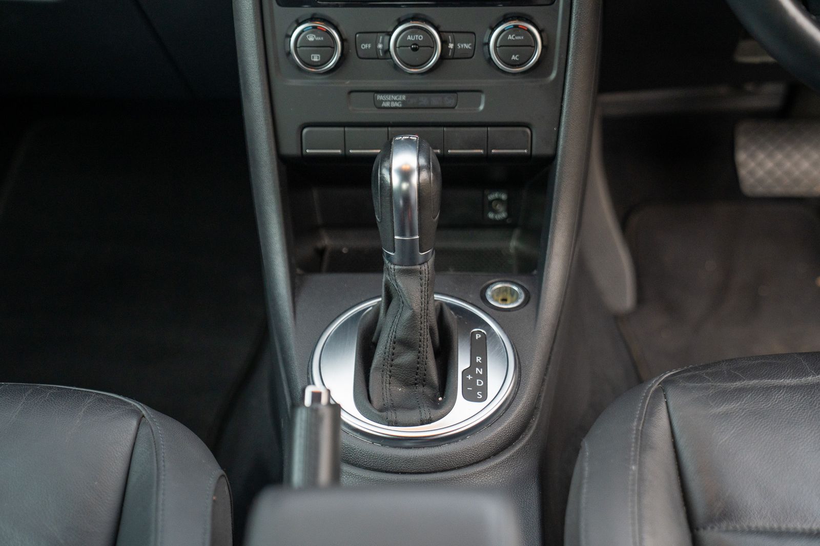 Volkswagen Beetle auto