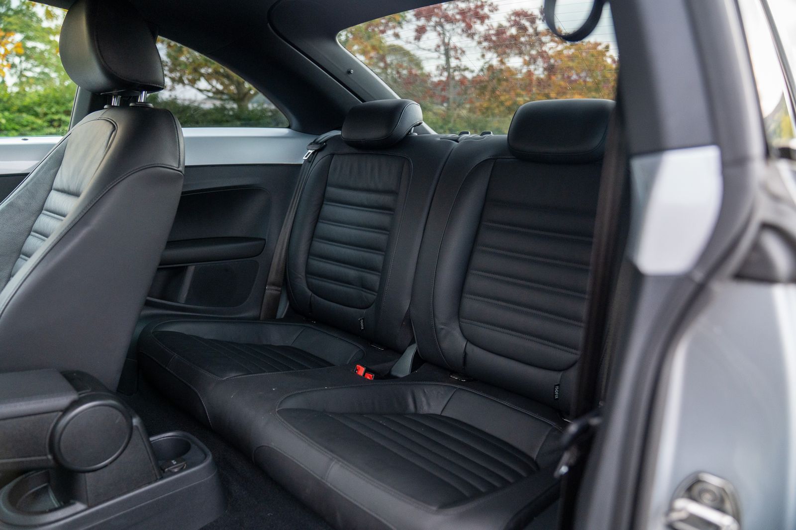 Volkswagen Beetle auto