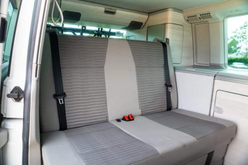 Volkswagen California 32