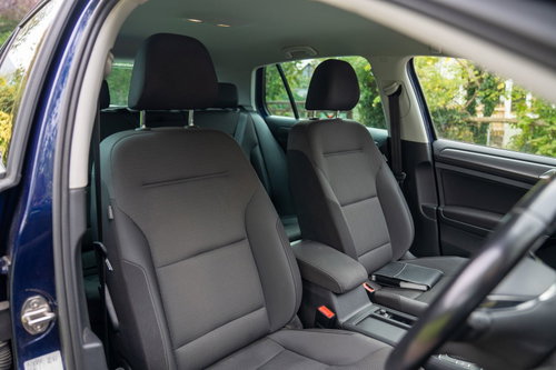 Volkswagen Golf 19