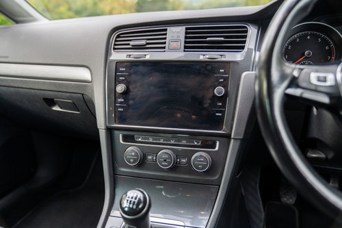 Volkswagen Golf 15