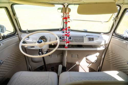 Volkswagen T1 Campervan 39