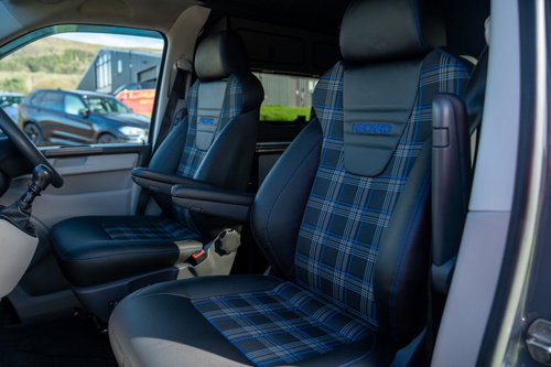 Volkswagen Transporter 22