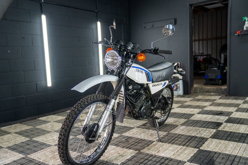 Yamaha DT175 0