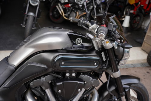 Yamaha MT-01 16