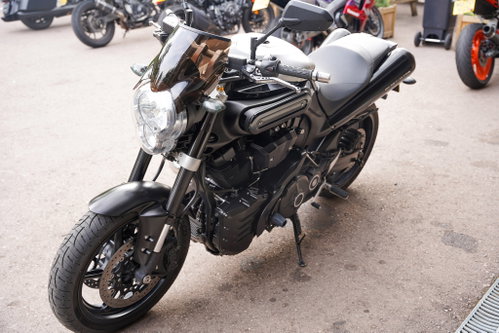 Yamaha MT-01 4