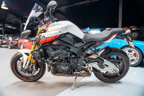 Yamaha MT-10 14