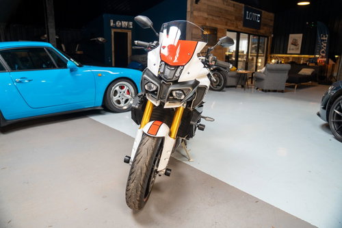Yamaha MT-10 13