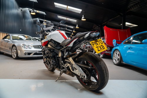 Yamaha MT-10 1