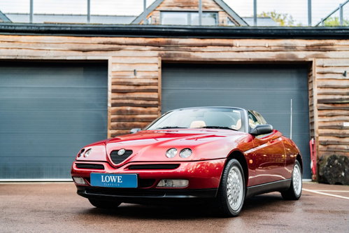 Alfa Romeo Spider 21
