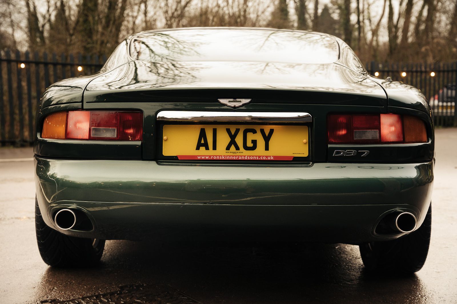 Aston Martin 190