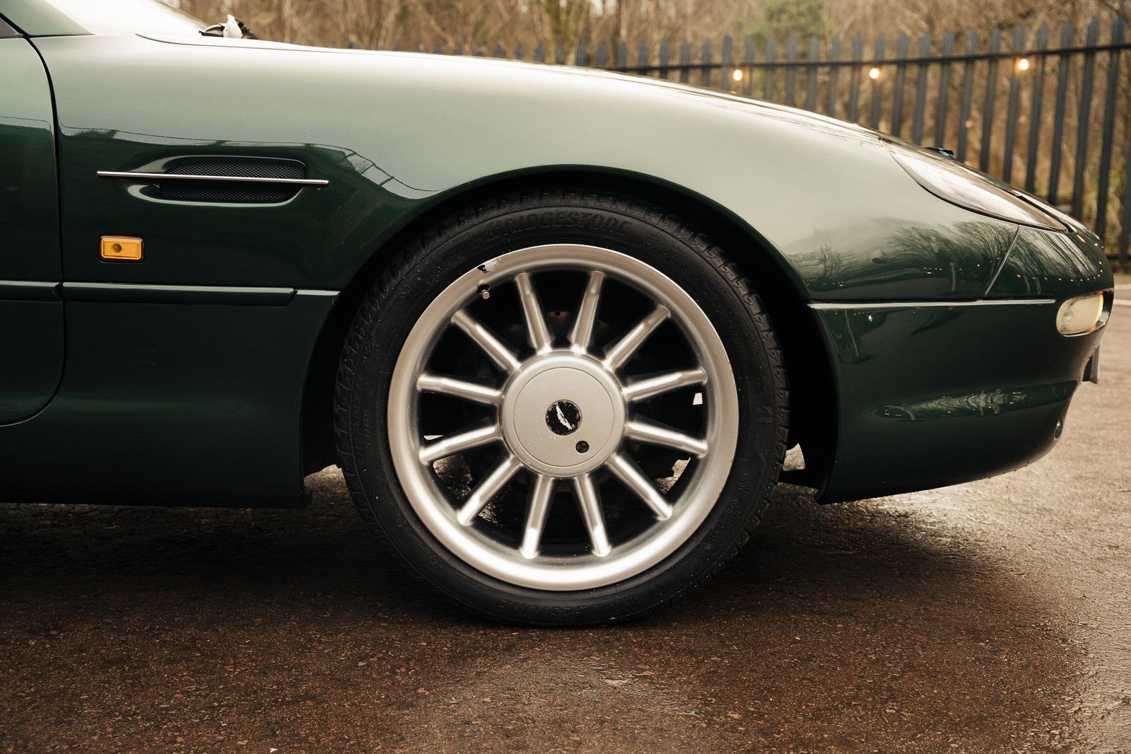 Aston Martin 190