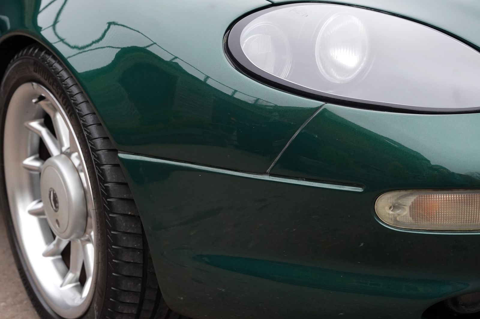 Aston Martin 190