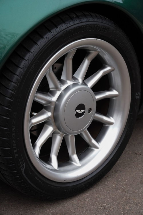 Aston Martin 190 23