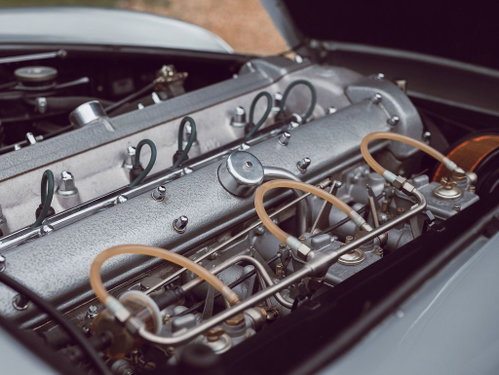 Aston Martin Db6 21