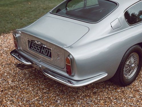Aston Martin Db6 16