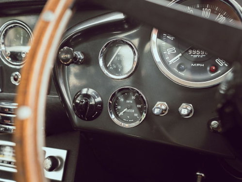 Aston Martin Db6 43