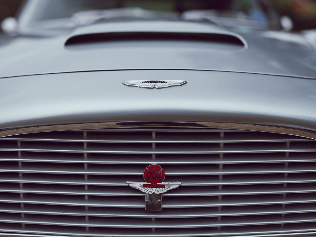 Aston Martin Db6