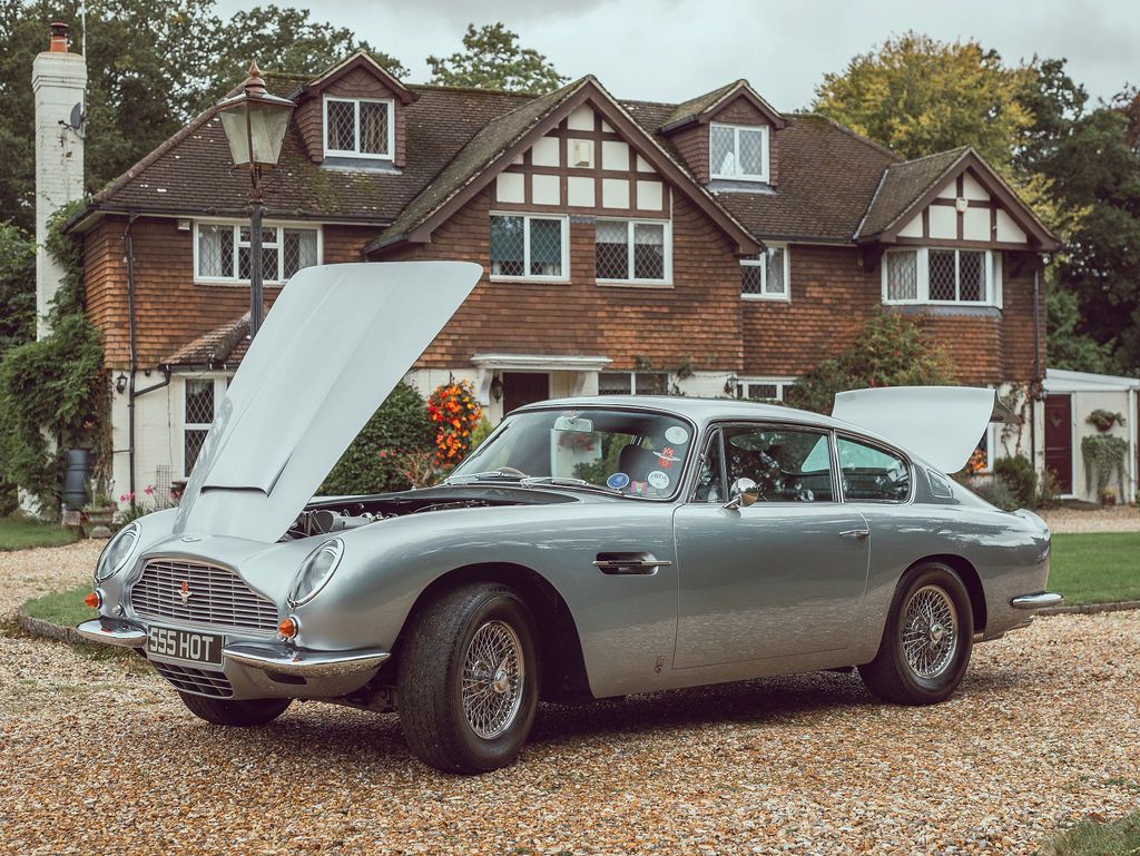 Aston Martin Db6