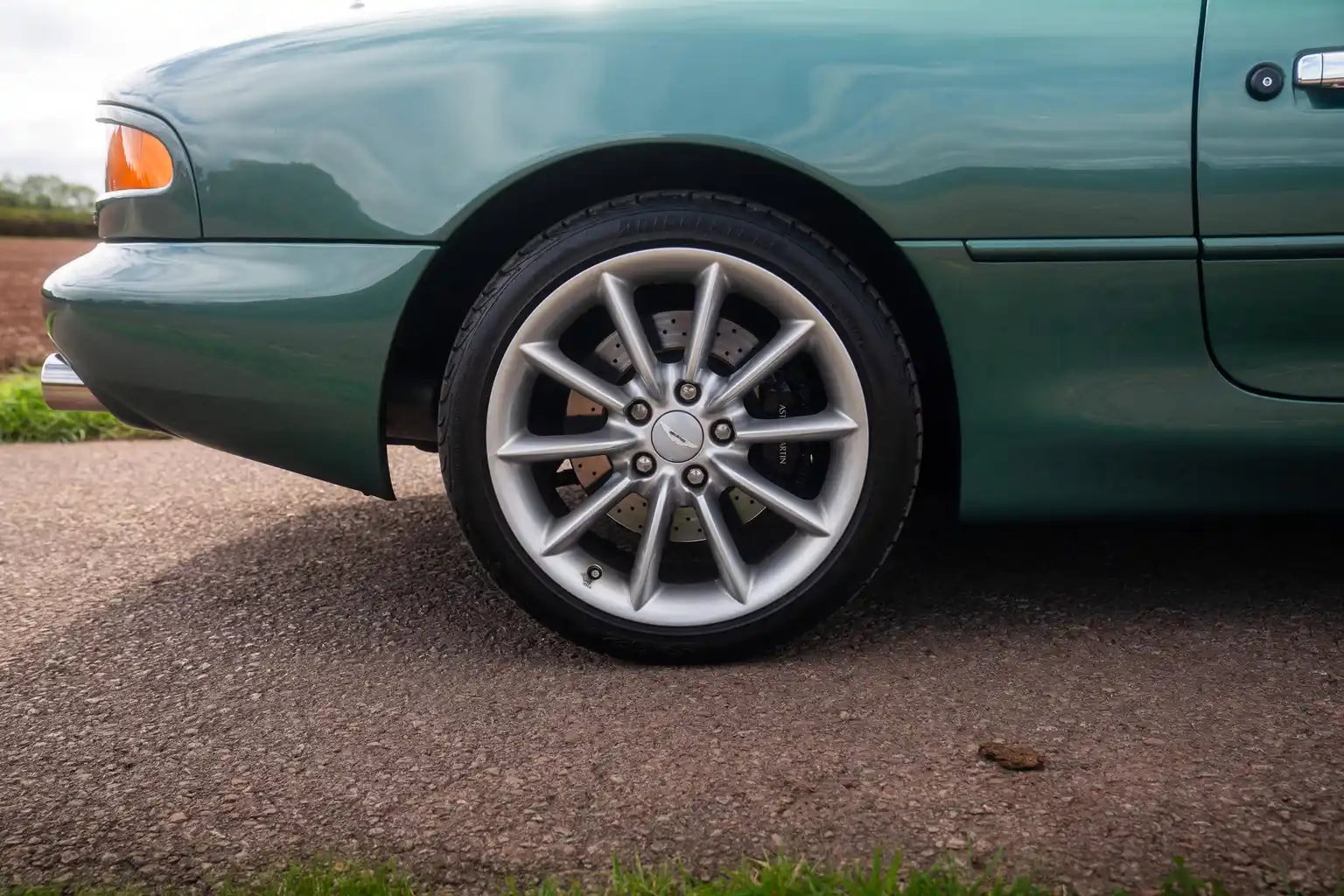 Aston Martin DB7