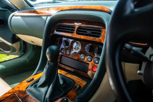 Aston Martin DB7 34