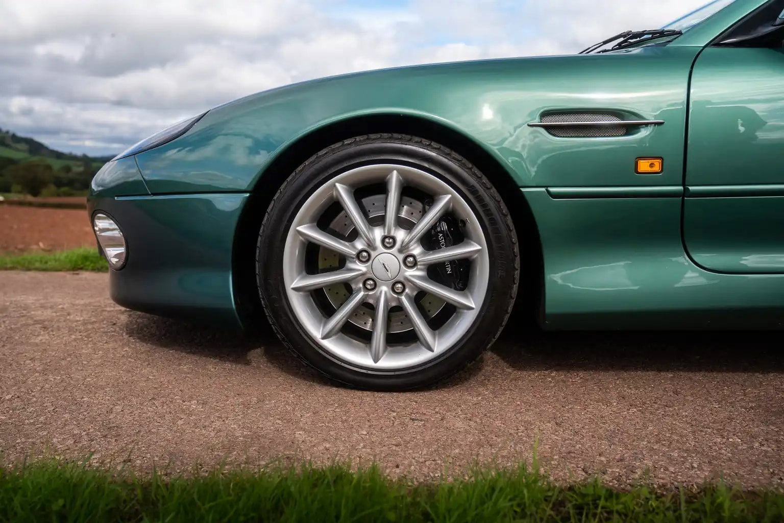 Aston Martin DB7