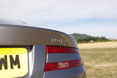 Aston Martin DB9 16
