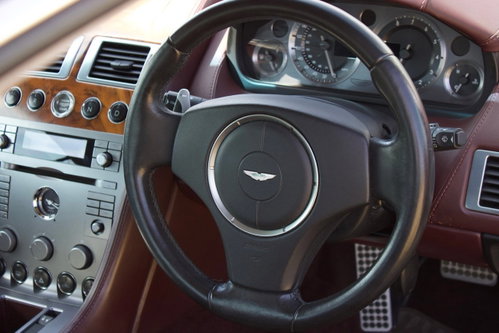 Aston Martin DB9 25