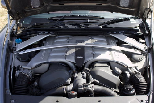 Aston Martin DB9 23
