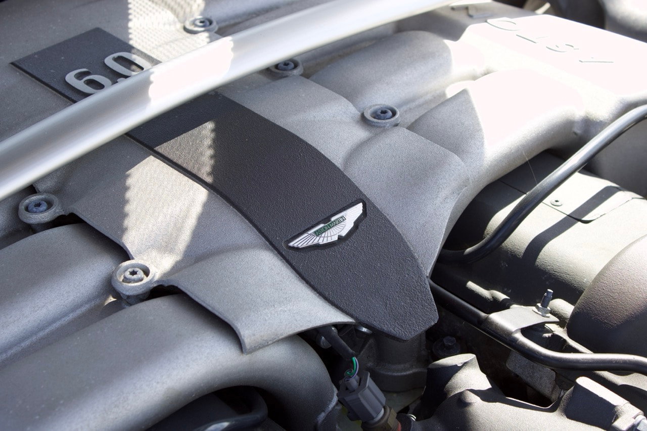 Aston Martin DB9