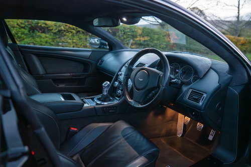 Aston Martin DBS 35