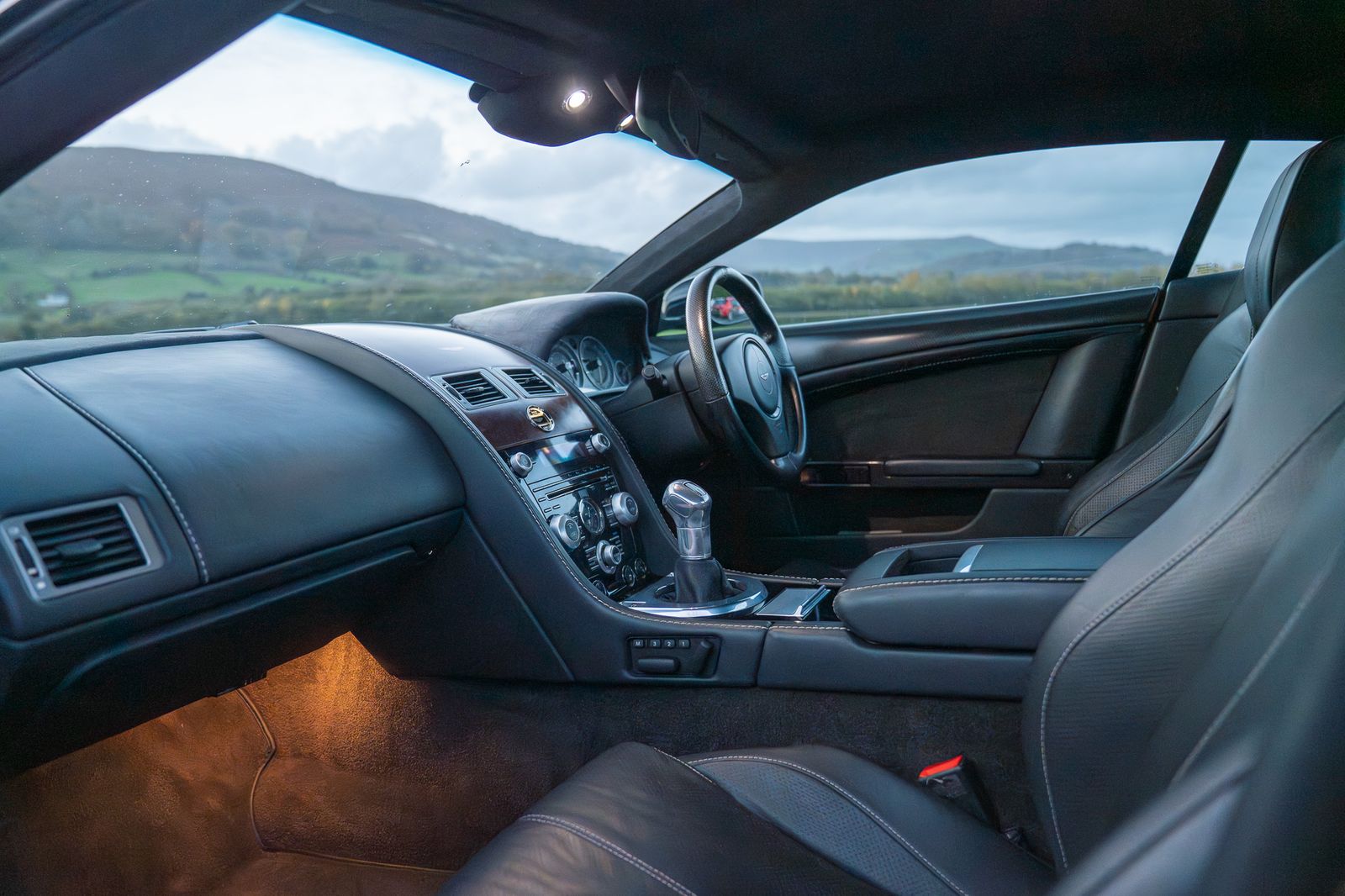 Aston Martin DBS