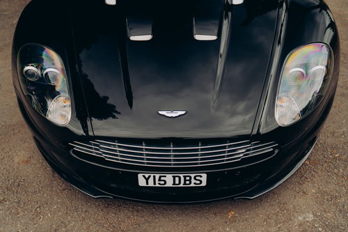 Aston Martin DBS 10
